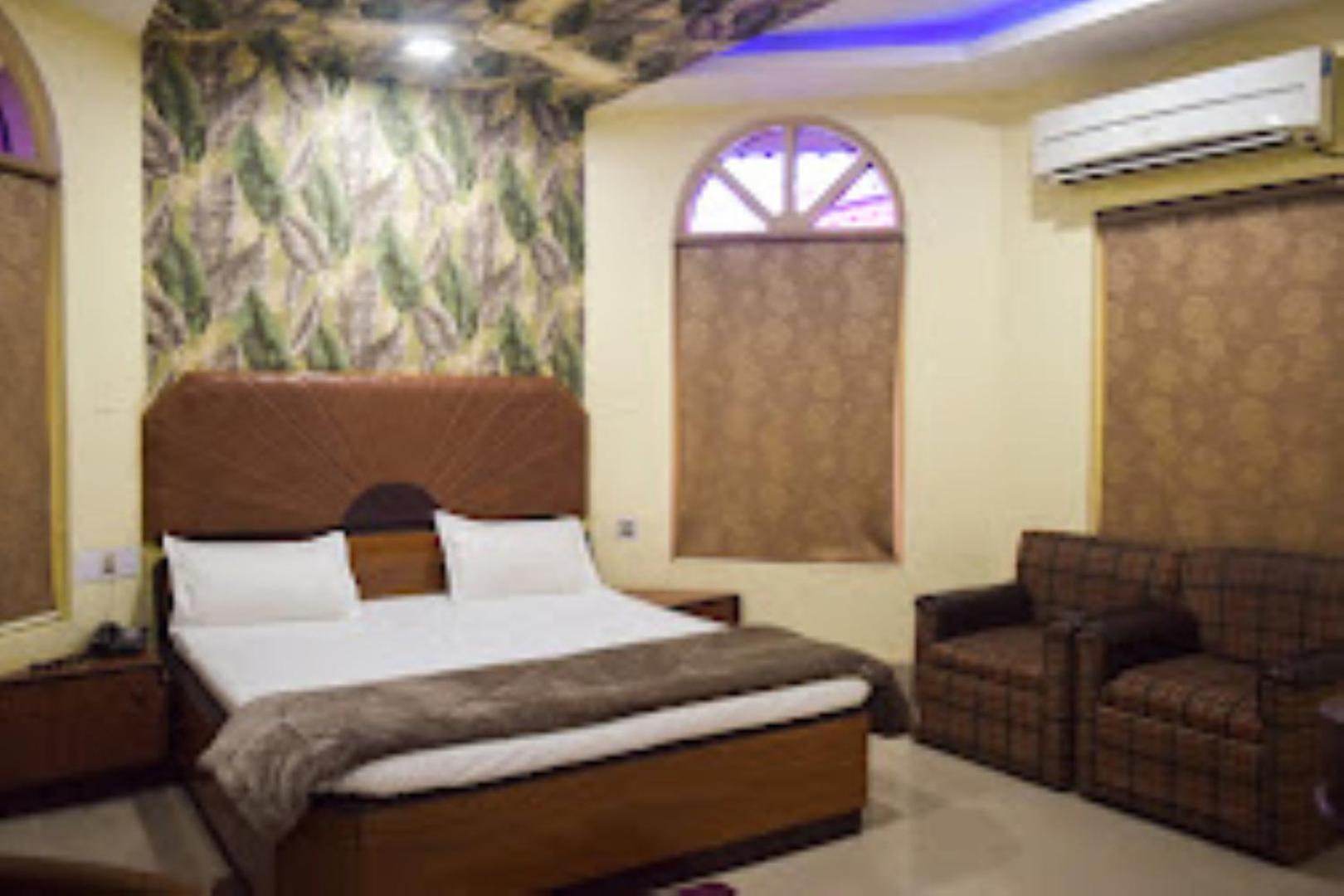 Hotel Gouri Cottage Odisha บูบันเนสชวาร์ ภายนอก รูปภาพ